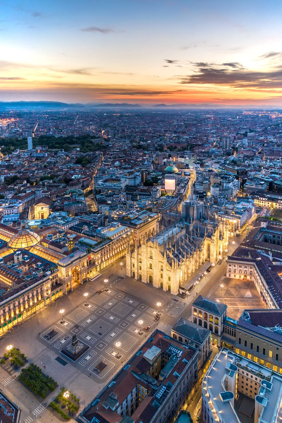 [Duomo-Sempione] Appartamento di lusso con balcone - M5 foto 9