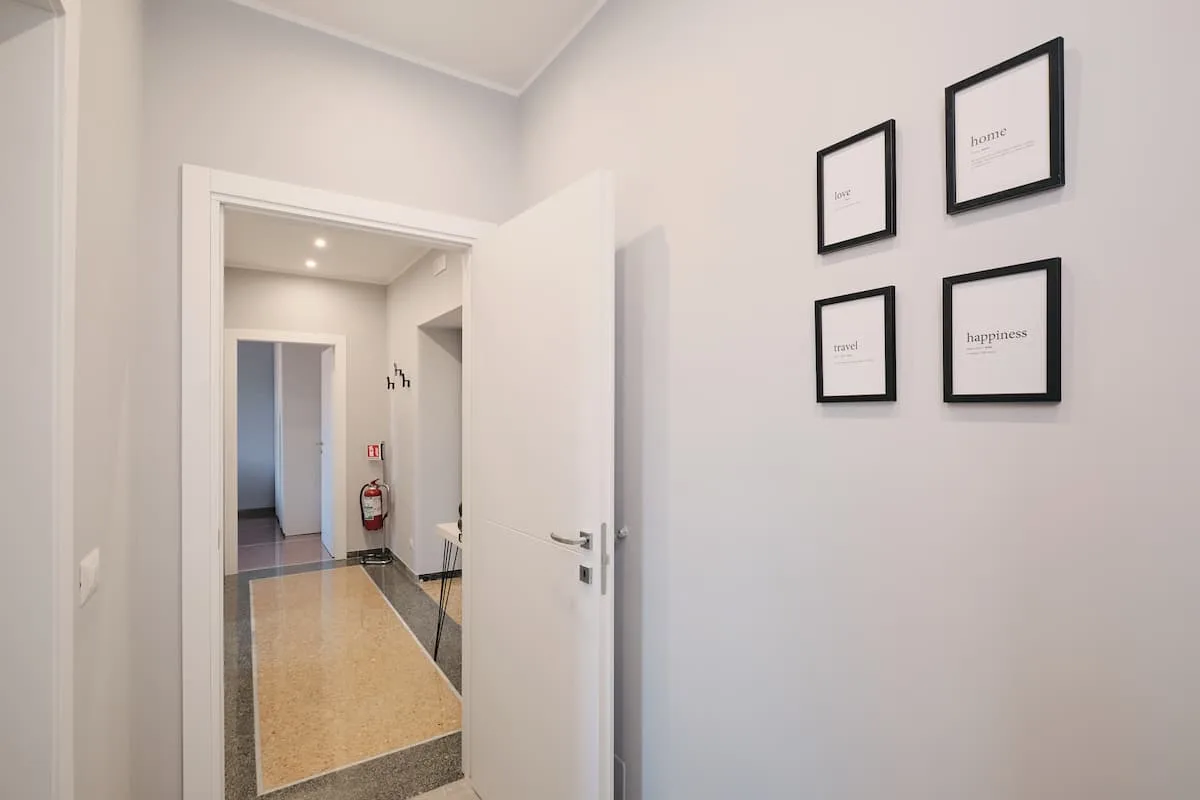 [Colosseo-San Giovanni] Nuovo appartamento con wifi e aria condizionata foto 6