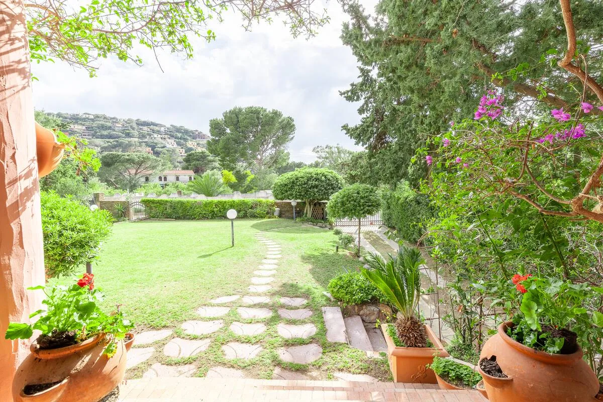Villa con Giardino a pochi passi dalla Spiaggia foto 8
