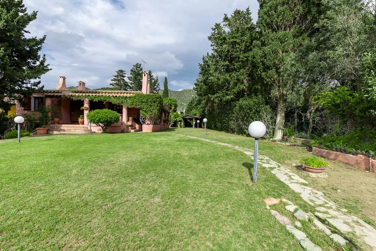 Villa con Giardino a pochi passi dalla Spiaggia foto 37