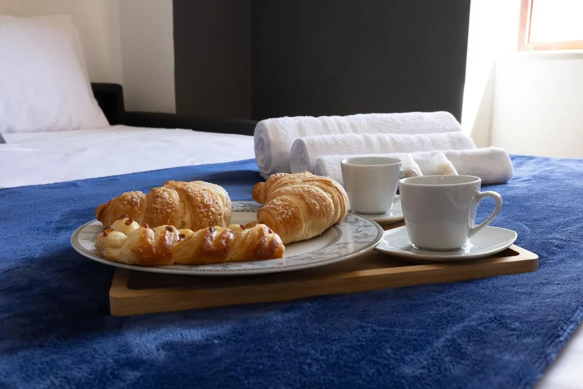 Elegante Appartamento [Wi-Fi e Colazione Free] foto 17
